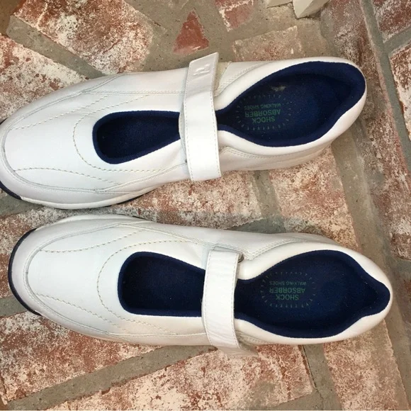 Propet Women's White Navy Mary Jane Therapeutic Walker Shoes size 9 W - Picture 16 of 16